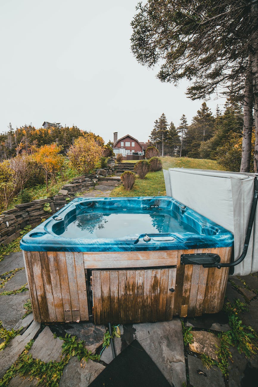 a jacuzzi near a tree